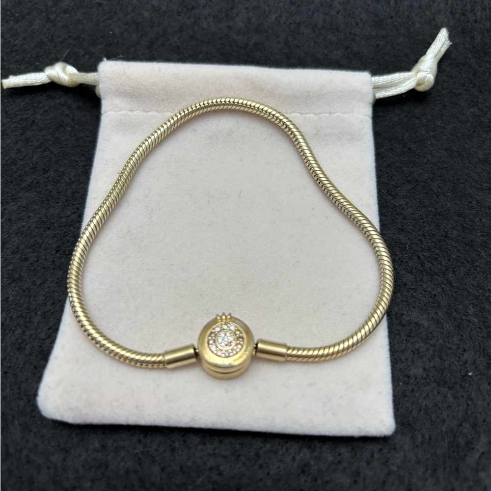 Pandora Moments Sparkling Crown O Snake Chain Bracelet size 9